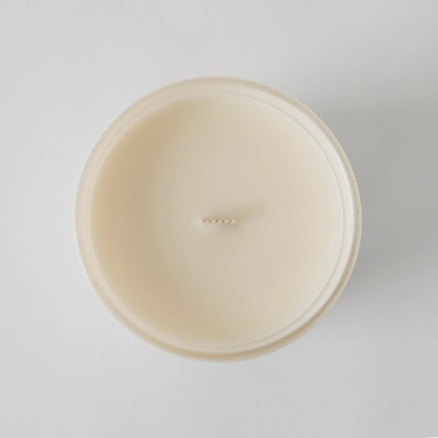 Rose Oud ‘Luxurious Floral' White Candle - Medium
